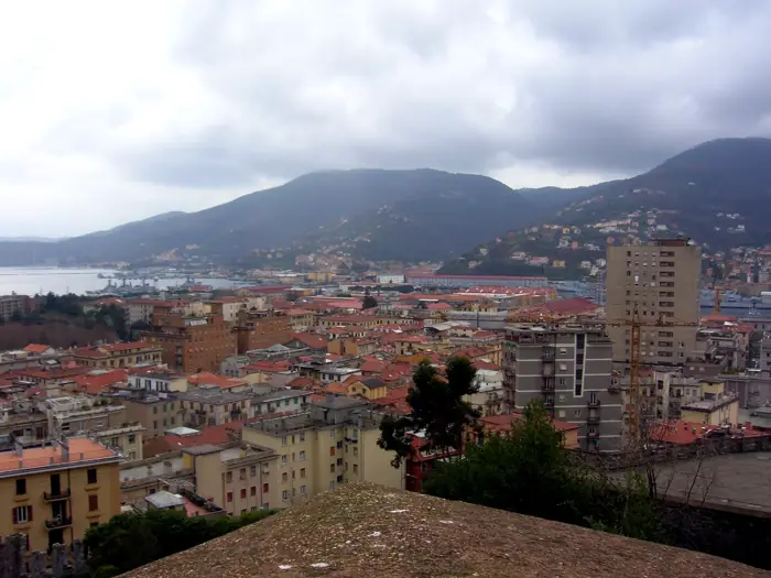 Cosa vedere a La Spezia: una strada sola, e tre cose che ci stanno sopra